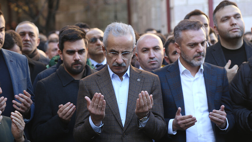 AK Parti Gençlik Kolları Başkanı İslamoğlu son yolculuğuna uğurlandı