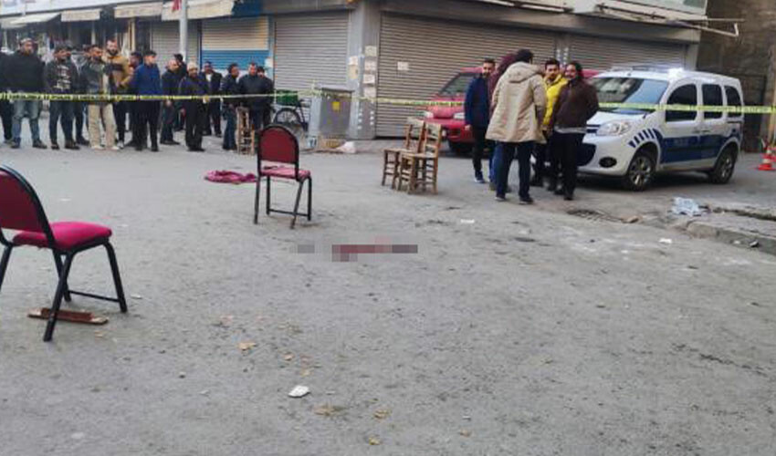Barış toplantısında kan döküldü! Ortalık savaş alanına döndü Barış toplantısında kan döküldü! Ortalık savaş alanına döndü