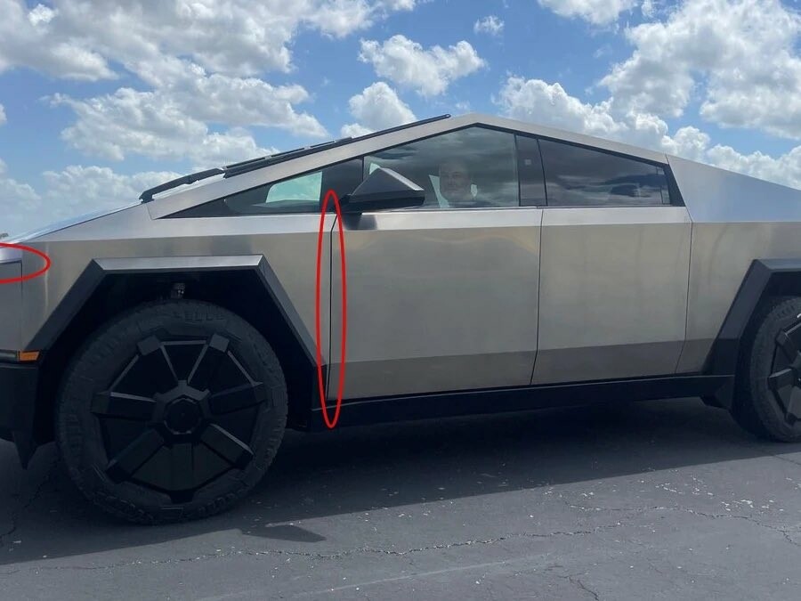 Elon Musk'ın futuristik arabası Cybertruck: Tüm kusurlarıyla satışa sunulacak! Elon Musk'ın futuristik arabası Cybertruck: Tüm kusurlarıyla satışa sunulacak!