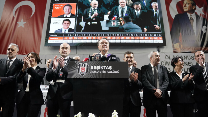Beşiktaş Hasan Arat dedi! Siyah-Beyazlı camianın 35. başkanı seçildi Beşiktaş Hasan Arat dedi! Siyah-Beyazlı camianın 35. başkanı seçildi