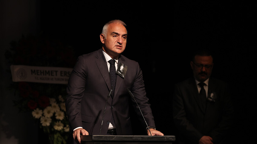 Usta sanatçı Can Gürzap son yolculuğuna uğurlandı Usta sanatçı Can Gürzap son yolculuğuna uğurlandı