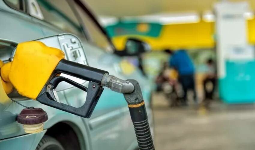 Araç sahipleri dikkat! Brent petrol düştü akaryakıta indirim gözüktü: İşte güncel benzin ve motorin fiyatları