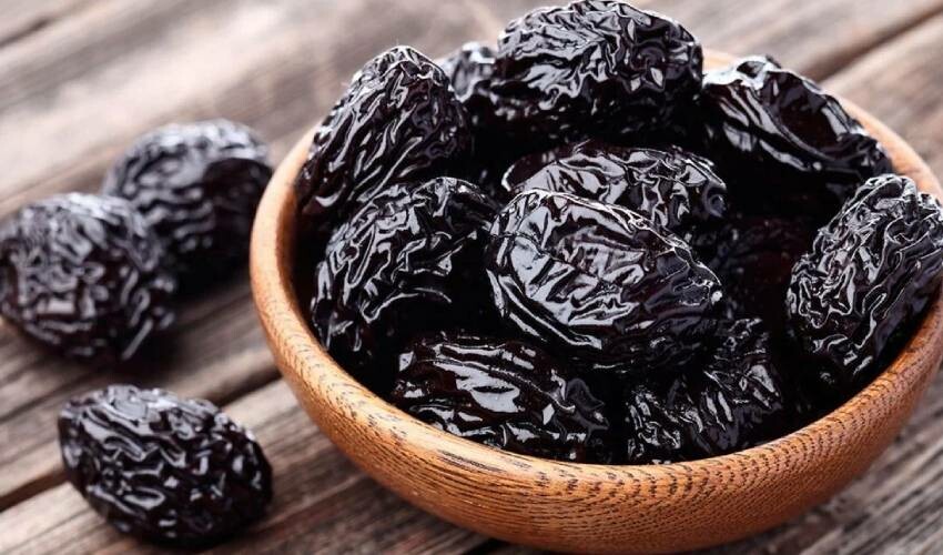 Bu besini kaynar suya atıp içen tüm hastalıklardan korunuyor! İbrahim Saraçoğlu gizli kür tarifini paylaştı: İçen bir daha hasta olmuyor