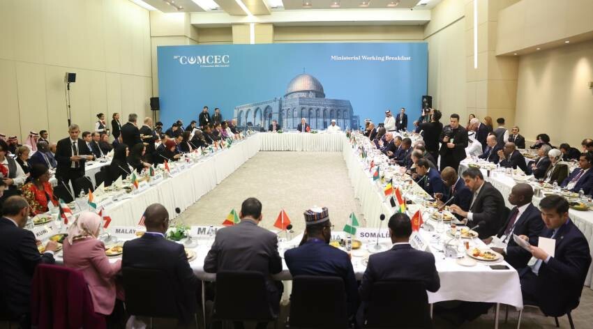 Bakan Bolat'tan yedi ülkenin bakanları ile İstanbul'da görüştü