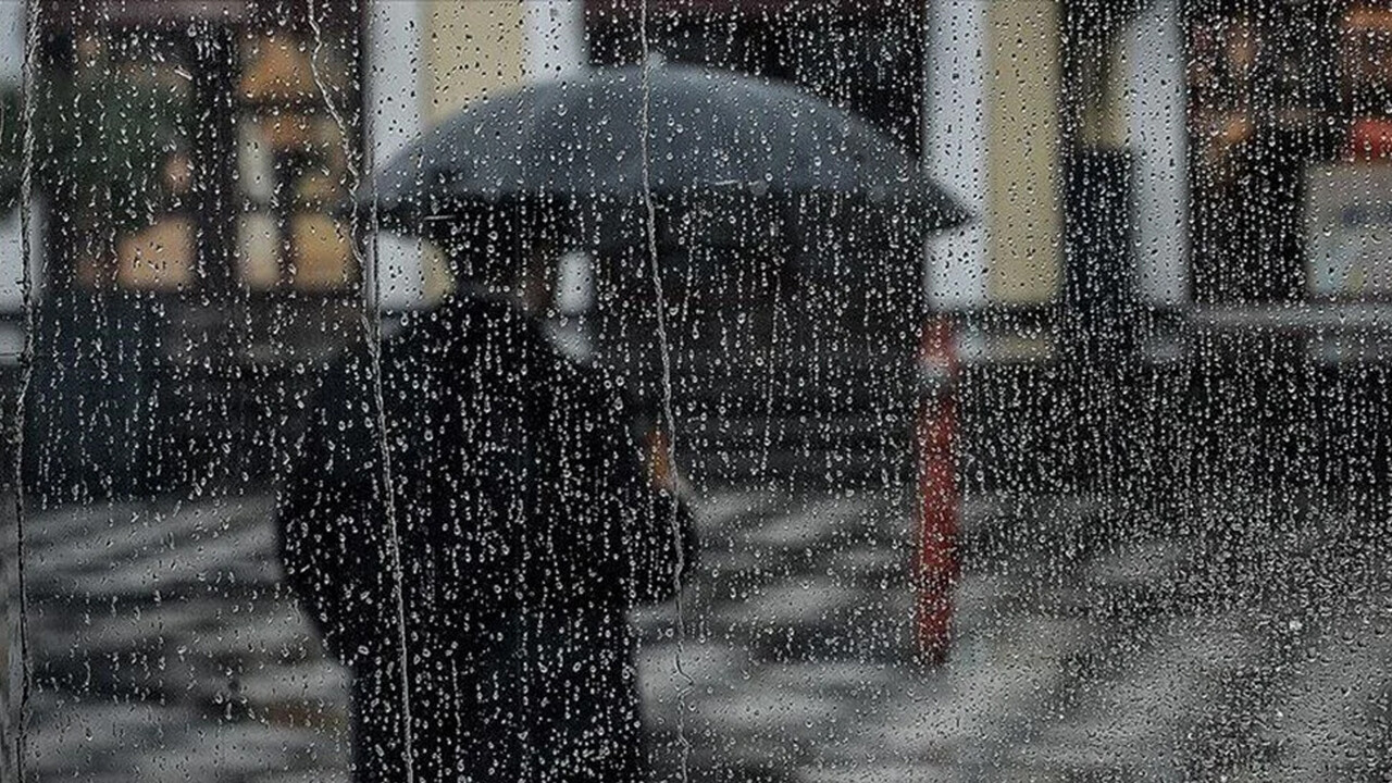 Yağışlı hava geri döndü! Meteoroloji&#039;den kuvvetli sağanak ve rüzgar uyarısı