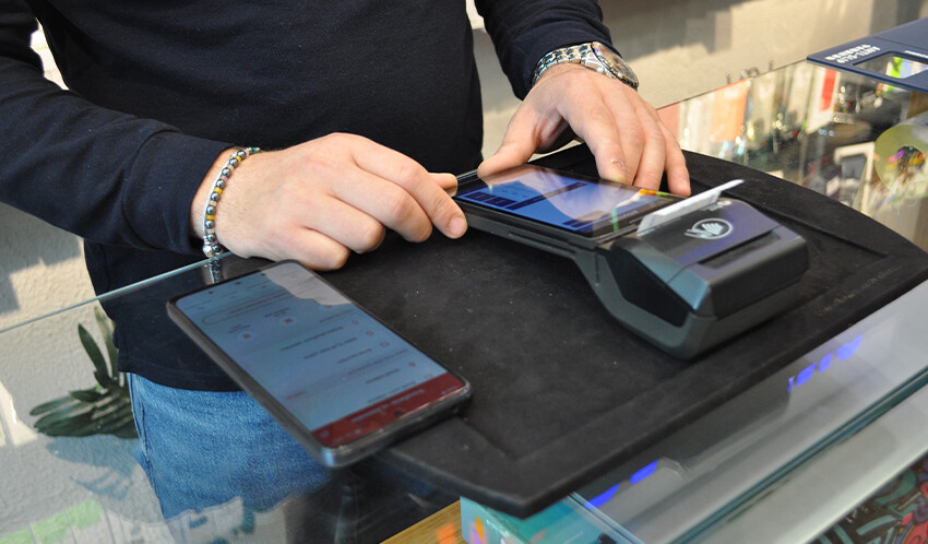 Fiziksel kart kullanımını tarihe gömmesi beklenen NFC teknolojisi hızla yaygınlaşıyor nfc
