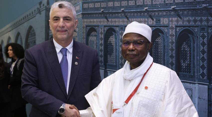 Bakan Bolat'tan yedi ülkenin bakanları ile İstanbul'da görüştü