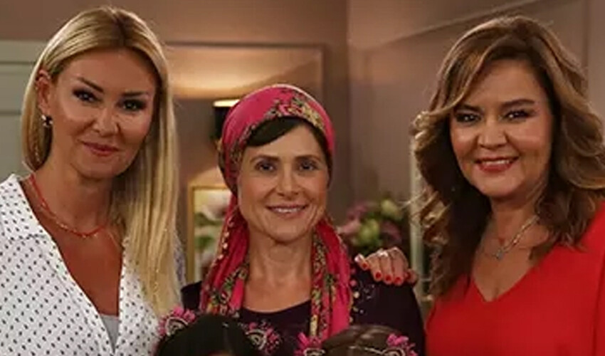 Çocuklar Duymasın’ın Emine’si değişimiyle şaşırttı! Görenler ‘Çaycı Hüseyin bile tanıyamaz’ diyor Çocuklar Duymasın’ın Emine’si değişimiyle şaşırttı! Görenler ‘Çaycı Hüseyin bile tanıyamaz’ diyor