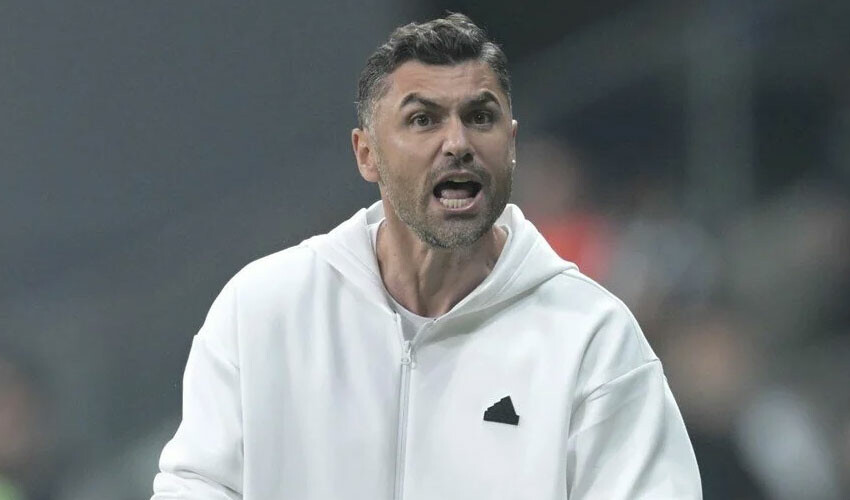 İtalyanlar Burak Yılmaz'ın yeni takımını duyurdu! Süper Lig'de takım çalıştıracak İtalyanlar Burak Yılmaz'ın yeni takımını duyurdu! Süper Lig'de takım çalıştıracak