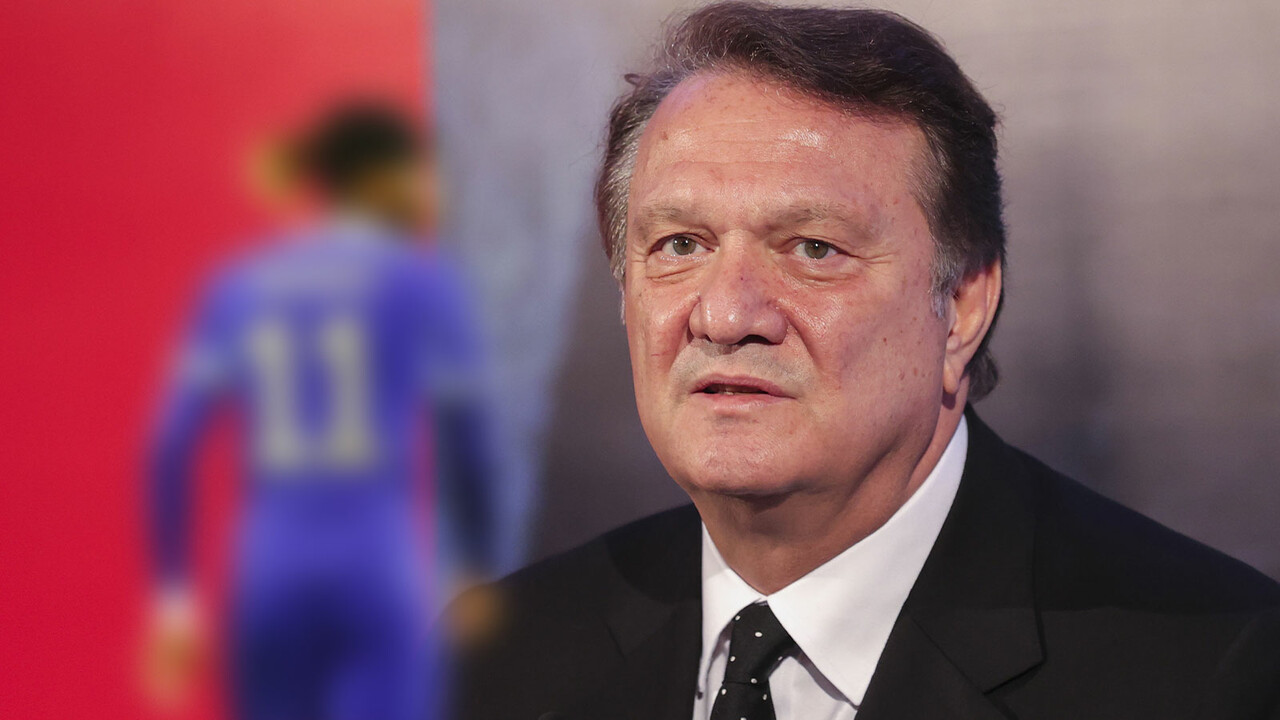 Hasan Arat transfer tarihini açıkladı! Beşiktaş'ta kadro yenileniyor Hasan Arat transfer tarihini açıkladı! Beşiktaş'ta kadro yenileniyor