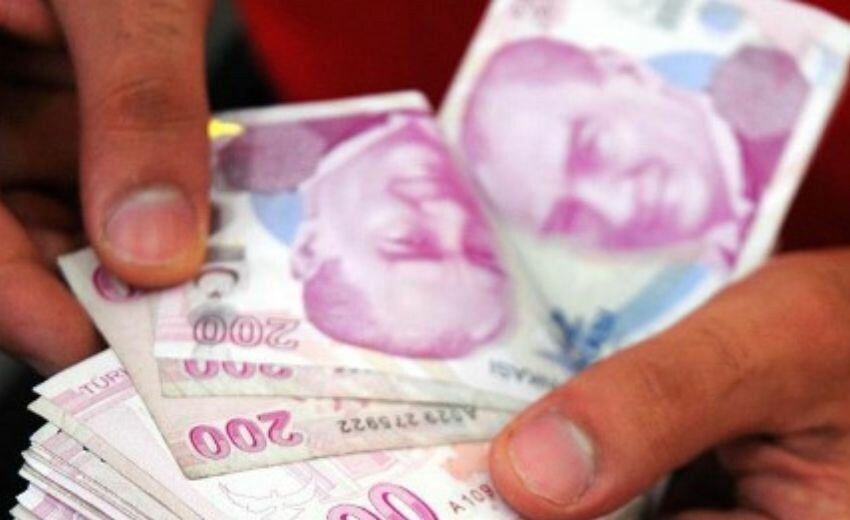 Çalışan emekliye 5000 TL meclisten geçti mi? Emekliye 5 bin TL ne zaman hesaplara yatacak? Çalışan emekliye 5000 TL meclisten geçti mi? Emekliye 5 bin TL ne zaman hesaplara yatacak?