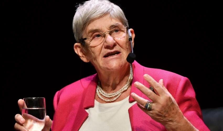 Canan Karatay kara listesini açıkladı, hastalıklardan korunmak isteyenler dikkat! Bu besinleri sakın ağzınıza sürmeyin