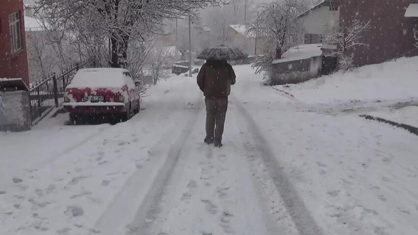 Soğuk hava etkisini sürdürüyor: Tunceli ve Erzurum kara teslim!