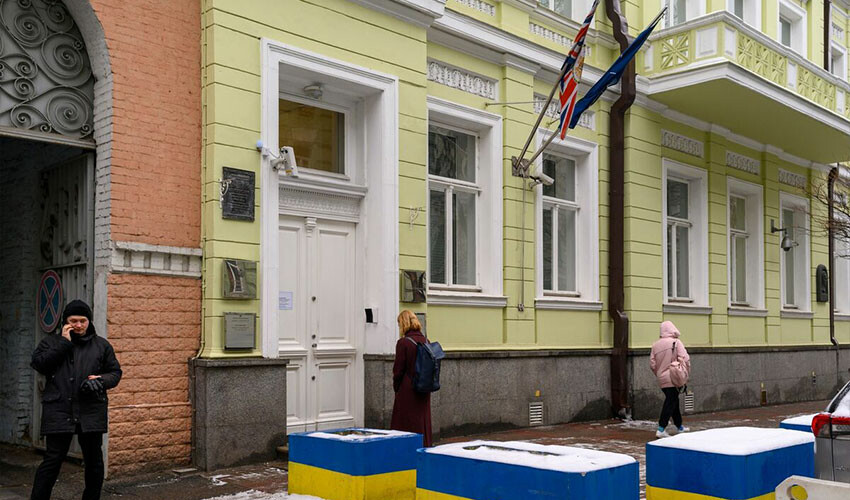 İngiliz özel kuvvetlerinin Rus işgaline karşı gizli faaliyetleri! Kralın ordusu Ukrayna’da savaşın içinde mi? İngiliz özel kuvvetlerinin Rus işgaline karşı gizli faaliyetleri! Kralın ordusu Ukrayna’da savaşın içinde mi?