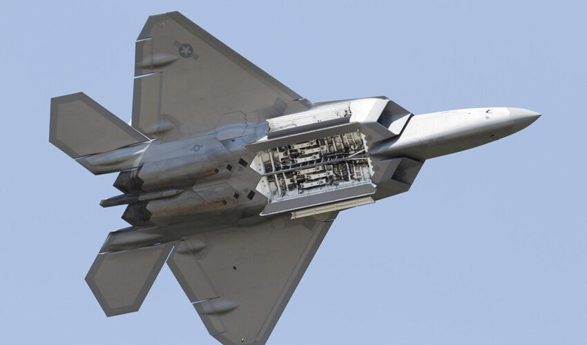 Dünyanın en iyi 10 savaş uçağı açıklandı! Analizde milli muharip uçak KAAN detayı dikkat çekti F-22