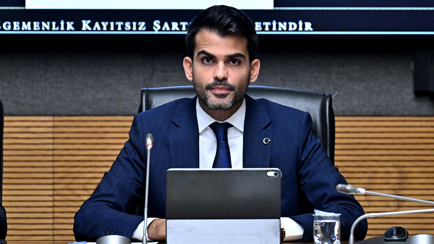 Toplum TikTok kapatılsın istiyor! Temsilciler Meclis'e izahat verdi