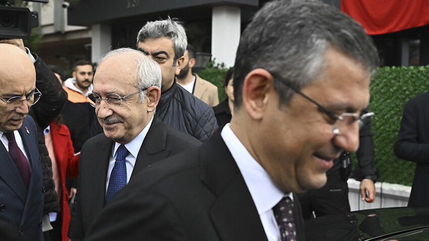 Kılıçdaroğlu'ndan Özel'e övgü: Çok çalışıyorsunuz, yakından takip ediyorum
