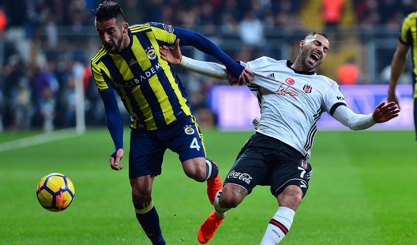 İlk 11'ler belli oldu! Beşiktaş - Fenerbahçe derbisinde geri sayım İlk 11'ler belli oldu! Beşiktaş - Fenerbahçe derbisinde geri sayım