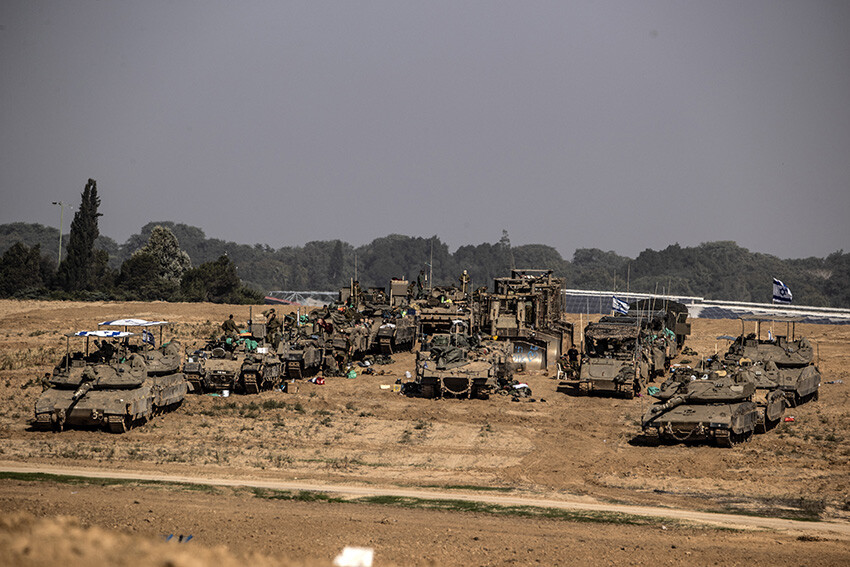 Katliamı seyretmek için ABD'den geldiler! Bomba üstüne gülerek mesaj yazdılar