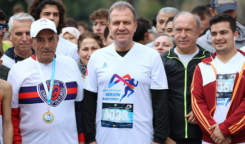 5. Uluslararası Mersin Maratonu'nda parkur rekoru kırıldı! 5. Uluslararası Mersin Maratonu'nda parkur rekoru kırıldı!