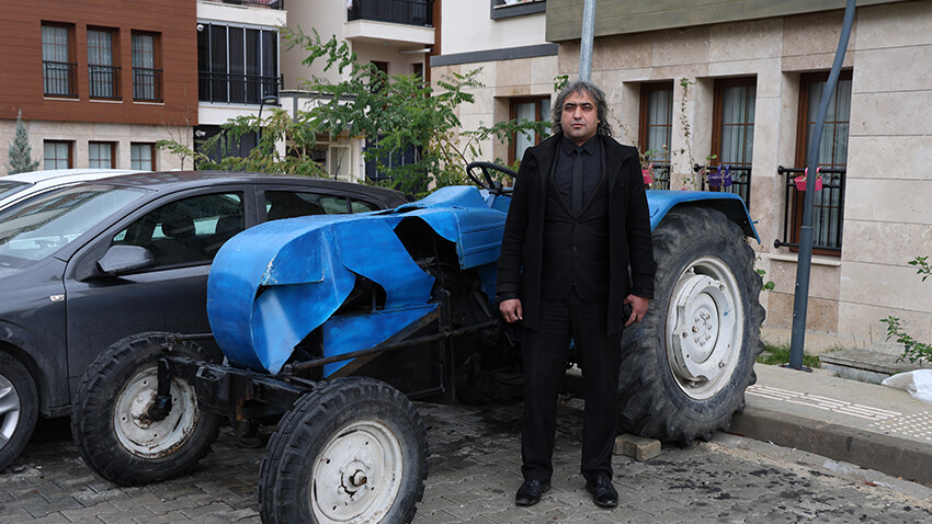 Togg'dan esinlendiler! Sanayi ustaları güneş enerjili traktör yaptı
