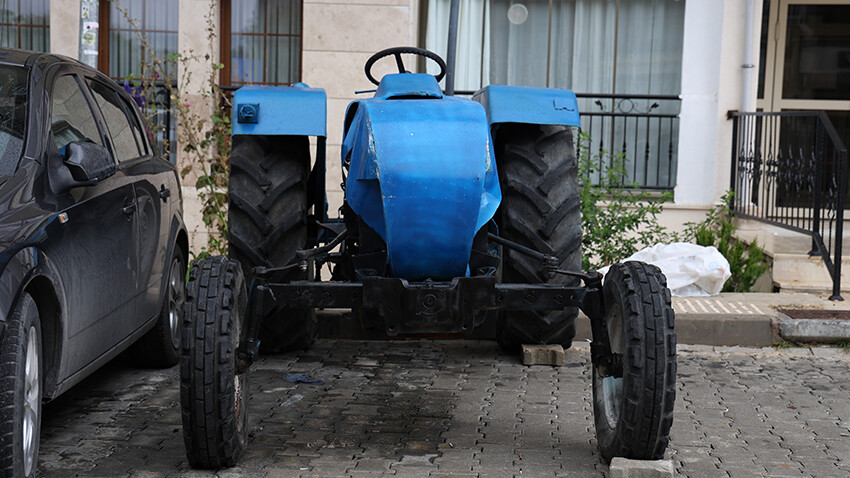 Togg'dan esinlendiler! Sanayi ustaları güneş enerjili traktör yaptı