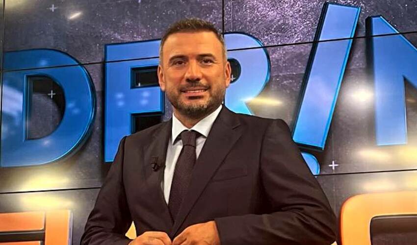 Ertem Şener’den çarpıcı Süper Kupa yorumu! Galatasaray Fenerbahçe'yi Arabistan’da evire çevire… Ertem Şener’den çarpıcı Süper Kupa yorumu! Galatasaray Fenerbahçe'yi Arabistan’da evire çevire…