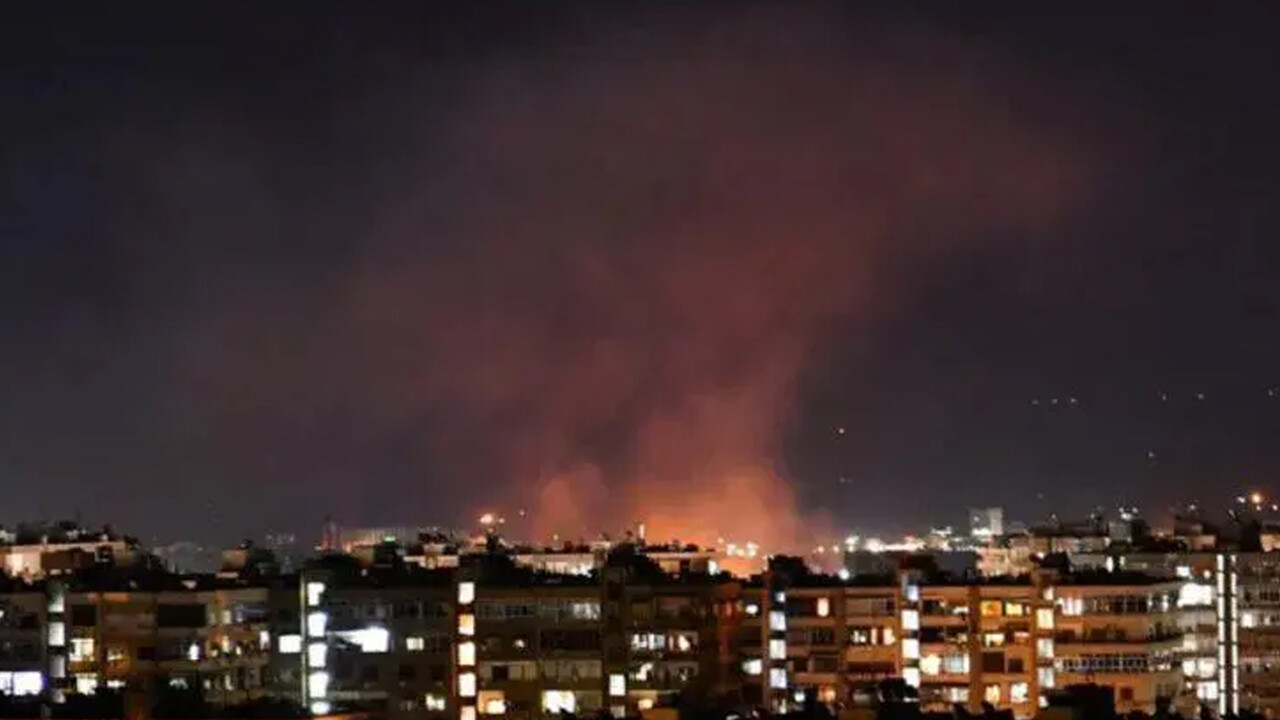 İsrail, Şam'a hava saldırısı düzenledi İsrail, Şam'a hava saldırısı düzenledi