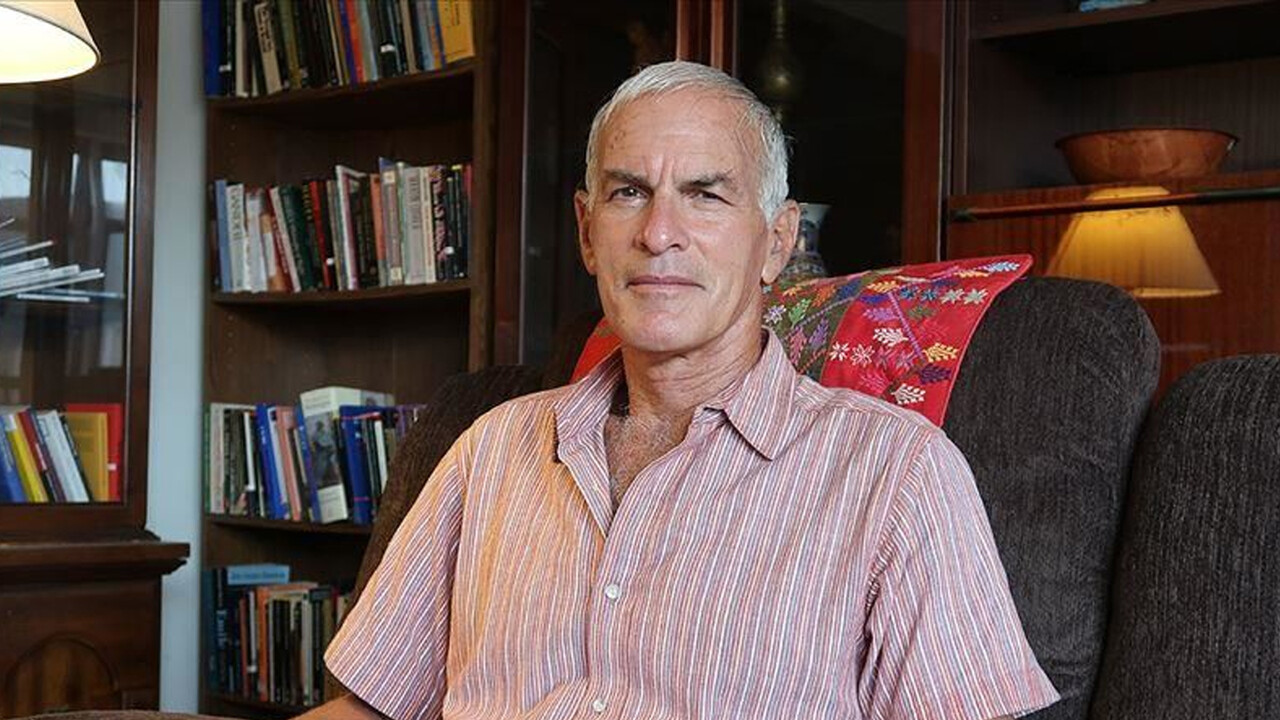 ABD&#039;de üniversitelerinde İsrail-Filistin krizi büyüyor! Ünlü Profösör Norman Finkelstein: Kirli paranızı alın ve defolun