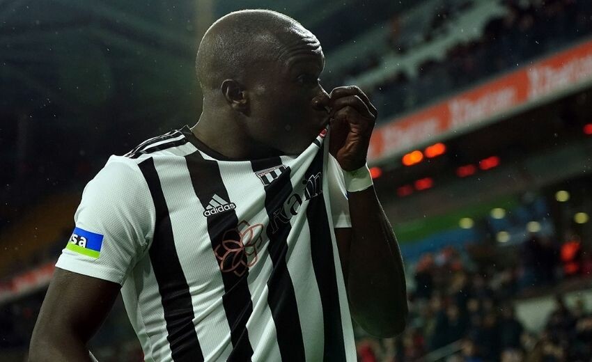 Aboubakar kadroda neden yok? Vincent Aboubakar sakat mı? Aboubakar kaç hafta yok?