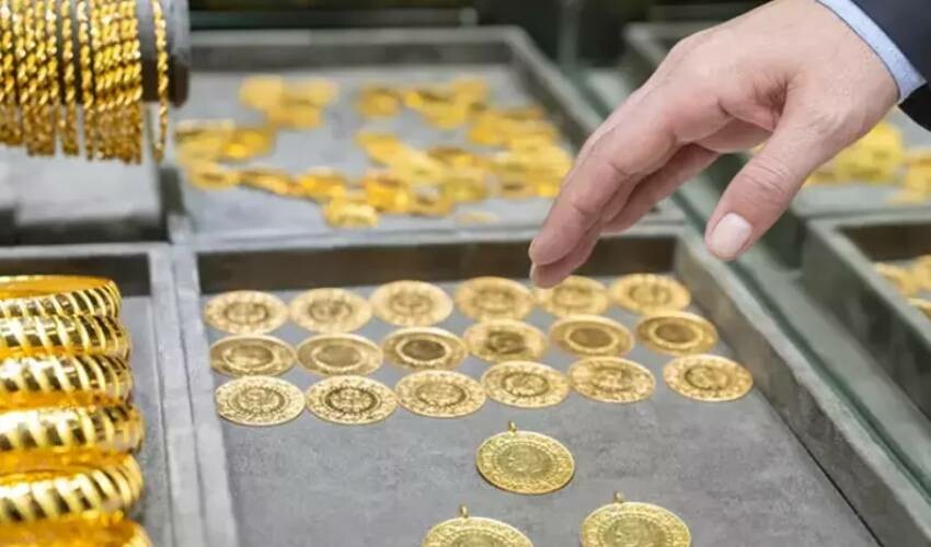 Altın fiyatlarına ‘FED’ darbesi! Ünlü ekonomist rakam verip uyardı, ‘Gram altında rekora hazır olun’