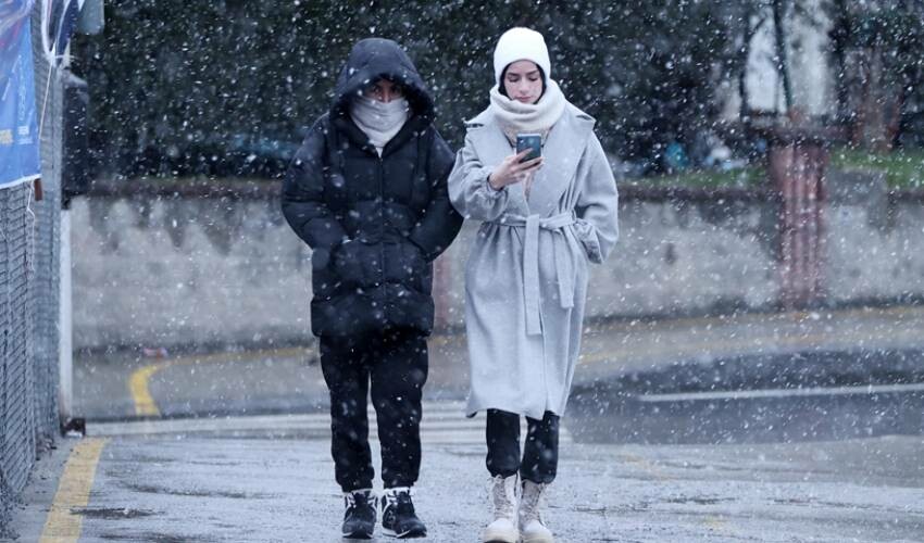 Hafta sonuna planı olanlar dikkat! Meteoroloji’den kar yağışı uyarısı, sıcaklıklar düşüyor atkı bereleri hazırlayın Hafta sonuna planı olanlar dikkat! Meteoroloji’den kar yağışı uyarısı, sıcaklıklar düşüyor atkı bereleri hazırlayın