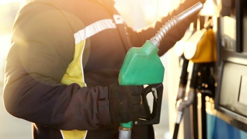 Akaryakıt fiyatlarında indirim mi yapıldı? Güncel LPG, benzin ve motorin fiyatları ne kadar? Akaryakıt fiyatlarında indirim mi yapıldı? Güncel LPG, benzin ve motorin fiyatları ne kadar?