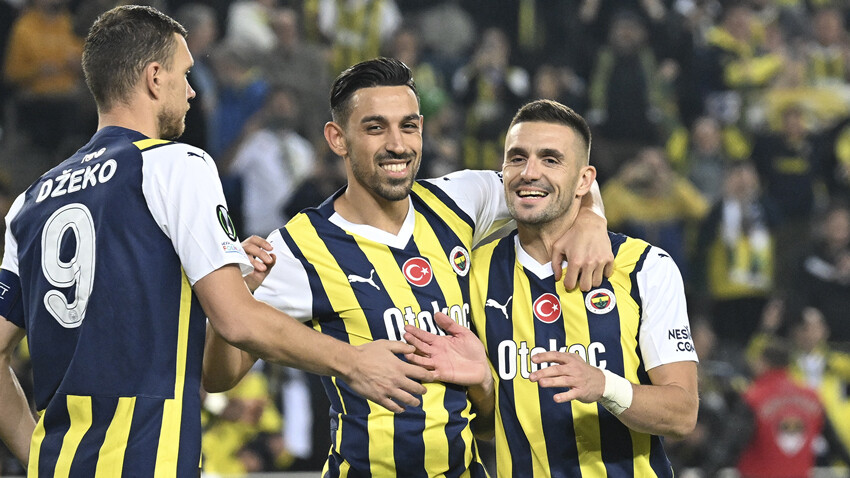 İsmail Kartal hedef büyüttü; Fenerbahçe UEFA Avrupa Konferans Ligi'ni kazanmak istiyor İsmail Kartal hedef büyüttü; Fenerbahçe UEFA Avrupa Konferans Ligi'ni kazanmak istiyor