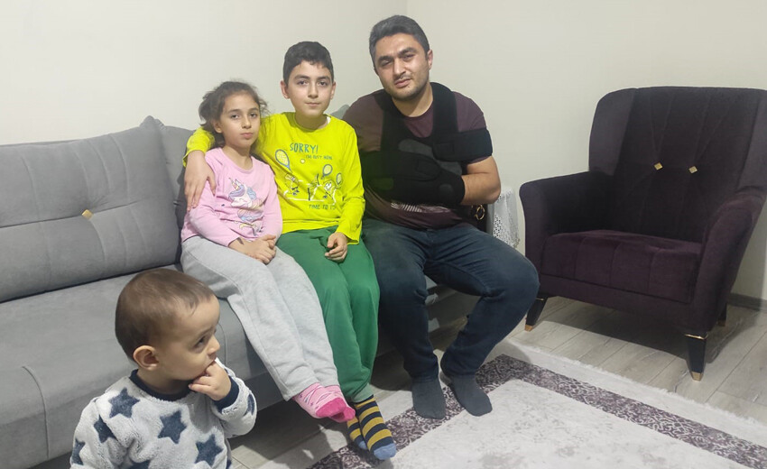 Ankara'da başıboş köpek terörü! Kızını korumaya çalıştı, kucağındaki bebek dehşeti yaşadı