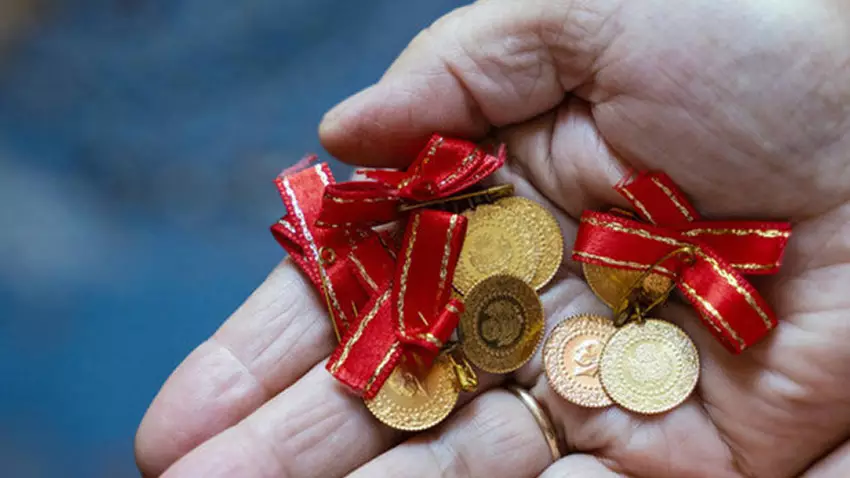 Altın yatırımcısı için kaçırılmayacak fırsat! İslam Memiş, dolar çarpanıyla gelecek yeni rekoru müjdeledi İslam Memiş, altın yatırımcısı için kaçırılmayacak fırsatı açıkladı