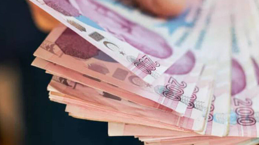 Sigaraya çifte zam yolda! Tiryakilerine kötü haber, son tarih belli oldu Sigaraya çifte zam yolda! Tiryakilerine kötü haber, son tarih belli oldu