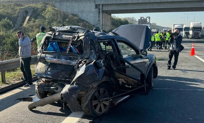 Kuzey Marmara Otoyolu'nda feci kaza: İki pilot hayatını kaybetti
