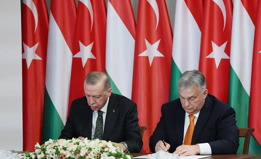 Macaristan ile imzalar atıldı! Cumhurbaşkanı Erdoğan, ikili ticaret hedefini açıkladı Macaristan ile imzalar atıldı! Cumhurbaşkanı Erdoğan, ikili ticaret hedefini açıkladı