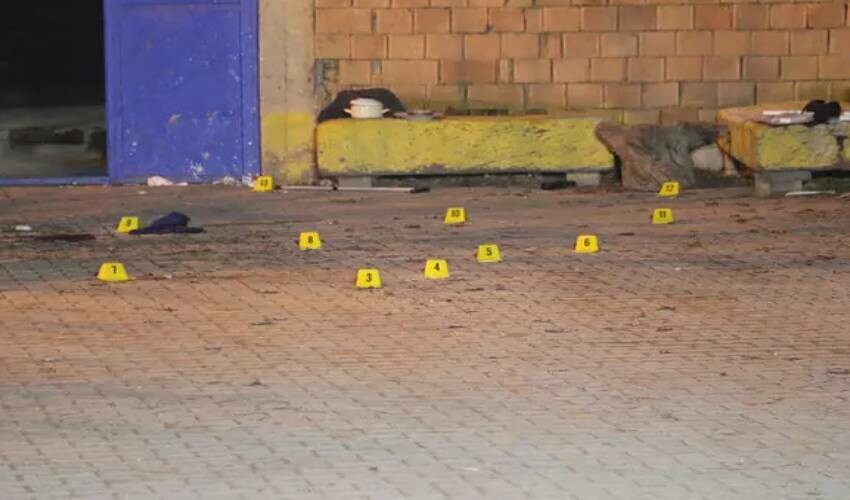 Afyonkarahisar’da katliam: Eski eşi dahil tüm ailesinin öldürdü! Afyonkarahisar’da katliam: Eski eşi dahil tüm ailesinin öldürdü!