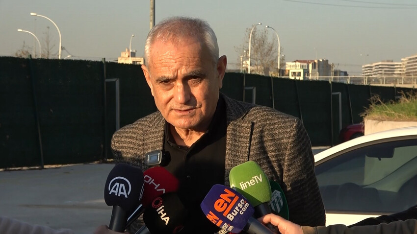 Başkandan soyunma odasında futbolcuya dayak! 'O hareketleri yapan 11 numaralı futbolcuyu dövdüğünü gördük' Başkandan soyunma odasında futbolcuya dayak! 'O hareketleri yapan 11 numaralı futbolcuyu dövdüğünü gördük'