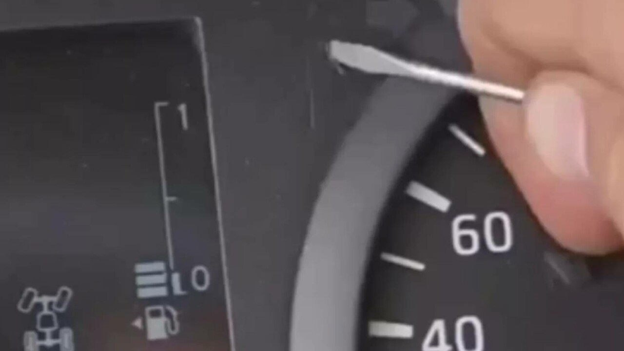 Şeytanın aklına bile gelmez… İkinci el araçta arıza lambası oyunu, ahlaksız yönteme dikkat!