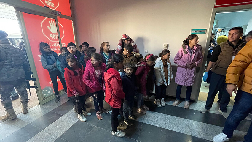 Siverek'te zehirlenen 155 öğrenci hastaneye kaldırıldı, kaymakamdan açıklama geldi