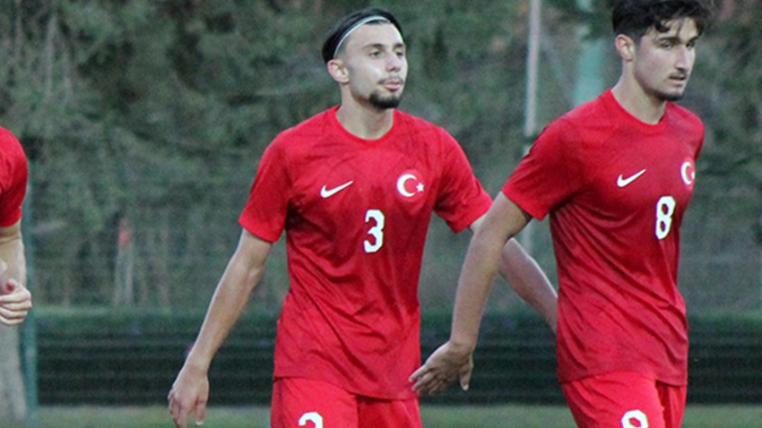 Okan Buruk istedi yönetim onayladı! Galatasaray'dan sol beke yeni transfer Berkay Yılmaz