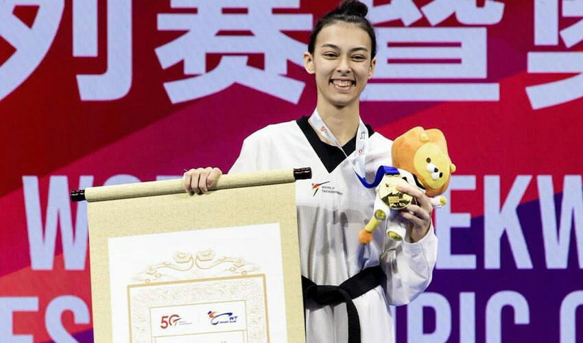 Altın madalyasını Filistin'e adadı! Milli sporcu Elif Sude Akgül, 2024 Paris Olimpiyatlarına kota aldı Altın madalyasını Filistin'e adadı! Milli sporcu Elif Sude Akgül, 2024 Paris Olimpiyatlarına kota aldı