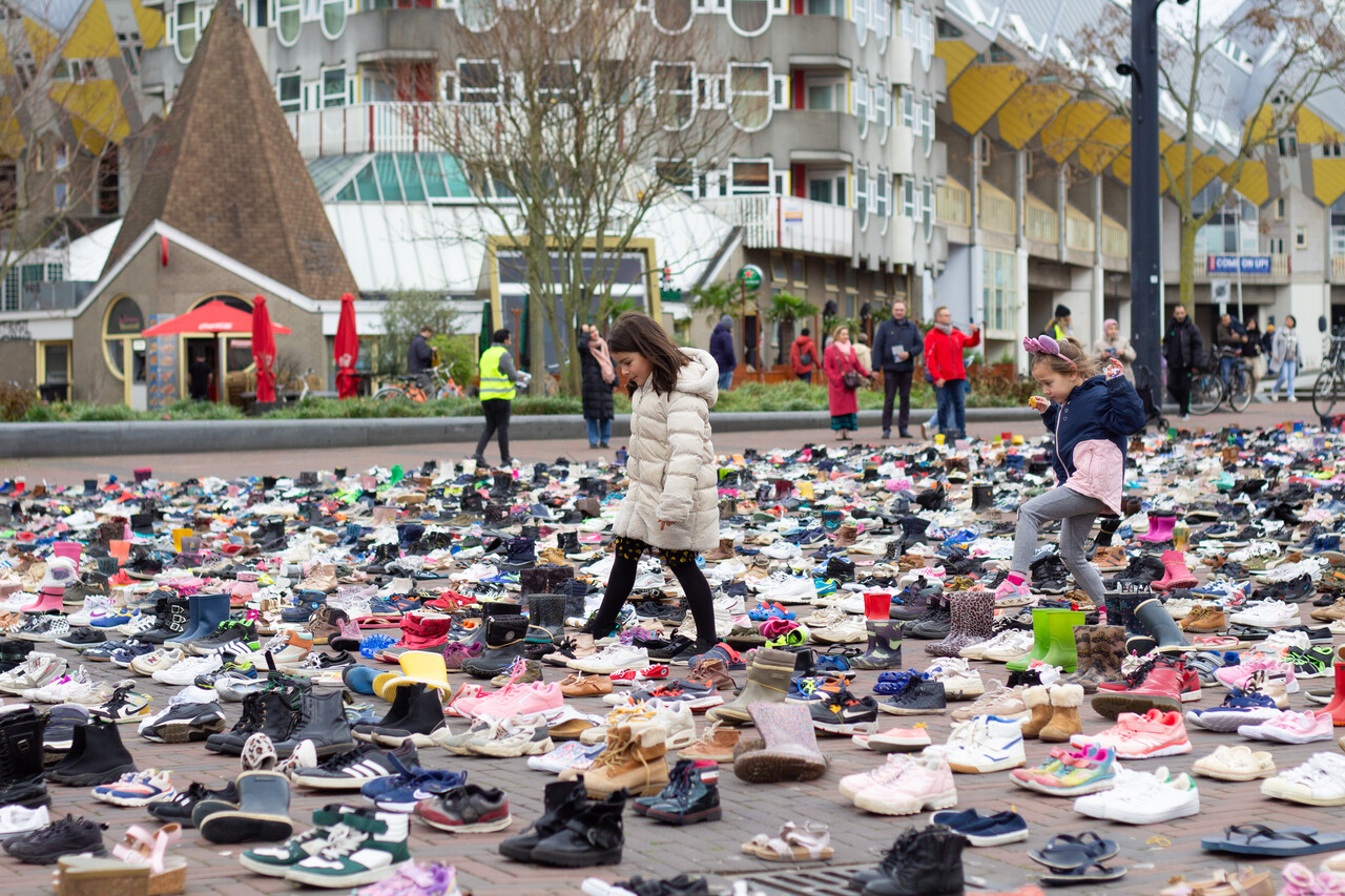 8 bin çocuk ayakkabısıyla Gazze anması! 'Yeter artık, işgali durdurun' 8 bin çocuk ayakkabısıyla Gazze anması! 'Yeter artık, işgali durdurun'