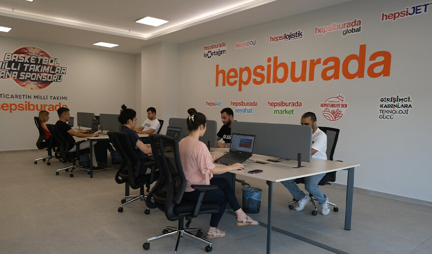 Deprem bölgesindeki satıcılardan, Hepsiburada ile 9 ayda 3 milyar TL'lik ticaret hacmi Deprem bölgesindeki satıcılardan, Hepsiburada ile 9 ayda 3 milyar TL'lik ticaret hacmi