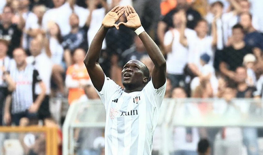 Aboubakar'ın yeni takımı açıklandı! Kamerunlu golcünün maaşı dudak uçuklattı Aboubakar'ın yeni takımı açıklandı! Kamerunlu golcünün maaşı dudak uçuklattı