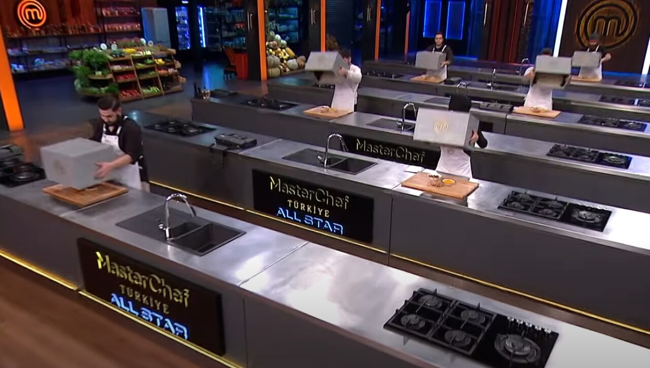 Masterchef dün akşam kim kazandı? 25 Aralık Masterchef ilk önlüğü kim giydi, kim aldı? Masterchef dün akşam kim kazandı? 25 Aralık Masterchef ilk önlüğü kim giydi, kim aldı?