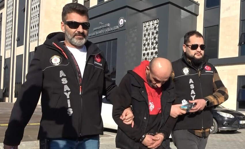 Masaj salonunda çalışan kadına kezzap dehşeti! Çığlıkları mahalleyi ayağa kaldırdı Masaj salonunda çalışan kadına kezzap dehşeti! Çığlıkları mahalleyi ayağa kaldırdı